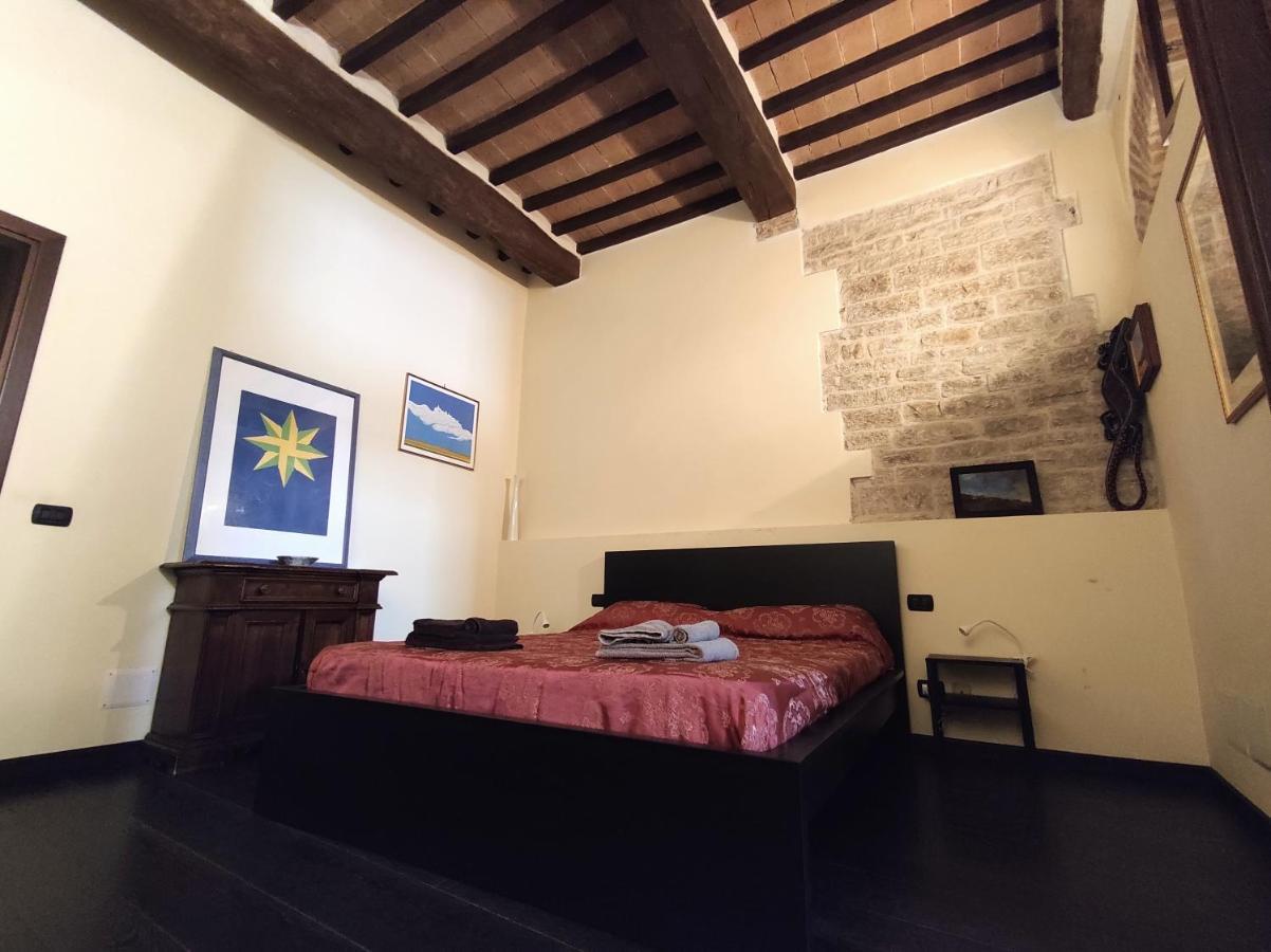 Grillotti Apartment Τόντι Εξωτερικό φωτογραφία